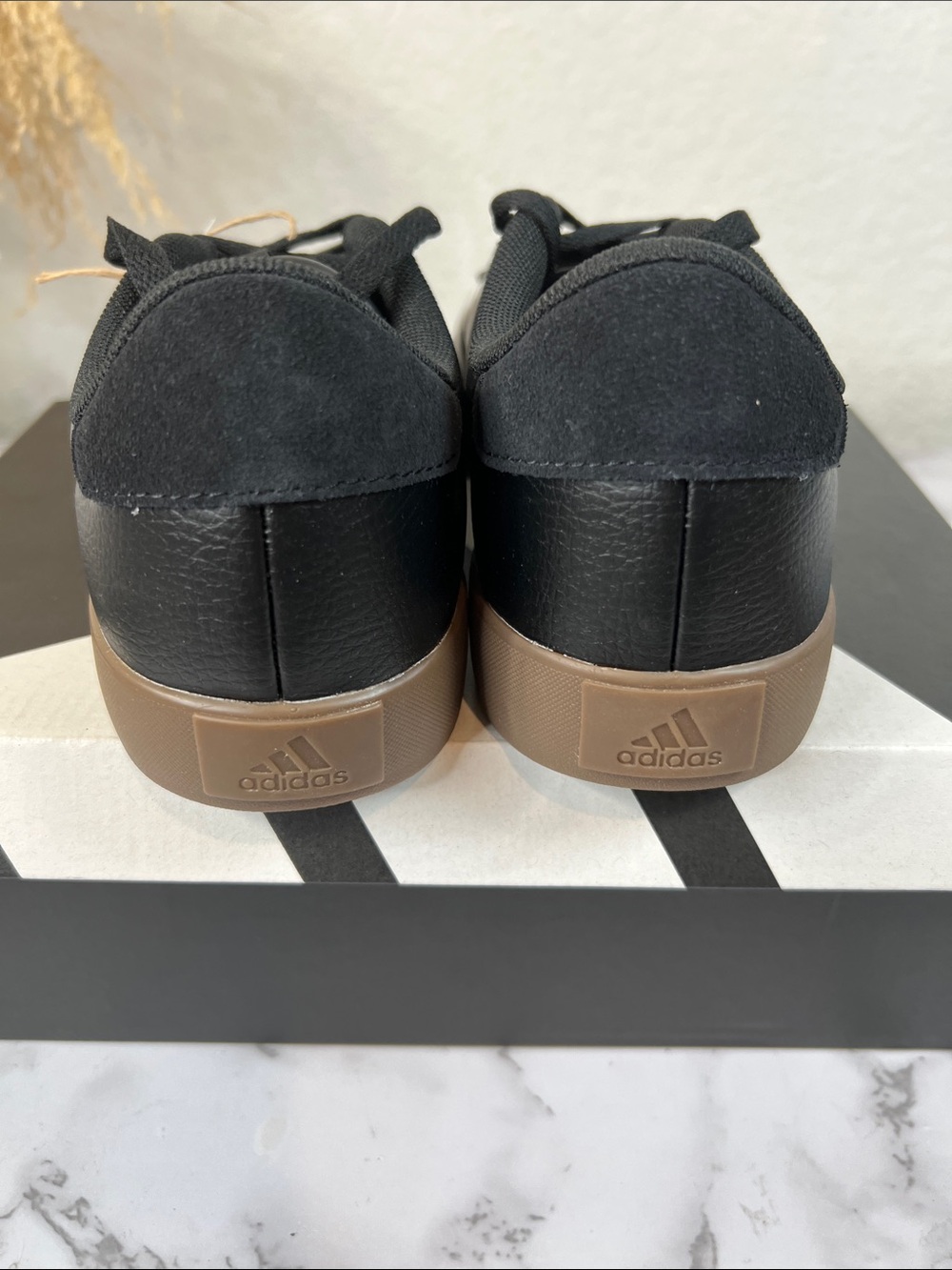 ADIDAS VL COURT BASE SHOES VARIOUS SIZES - Picture 7 of 11